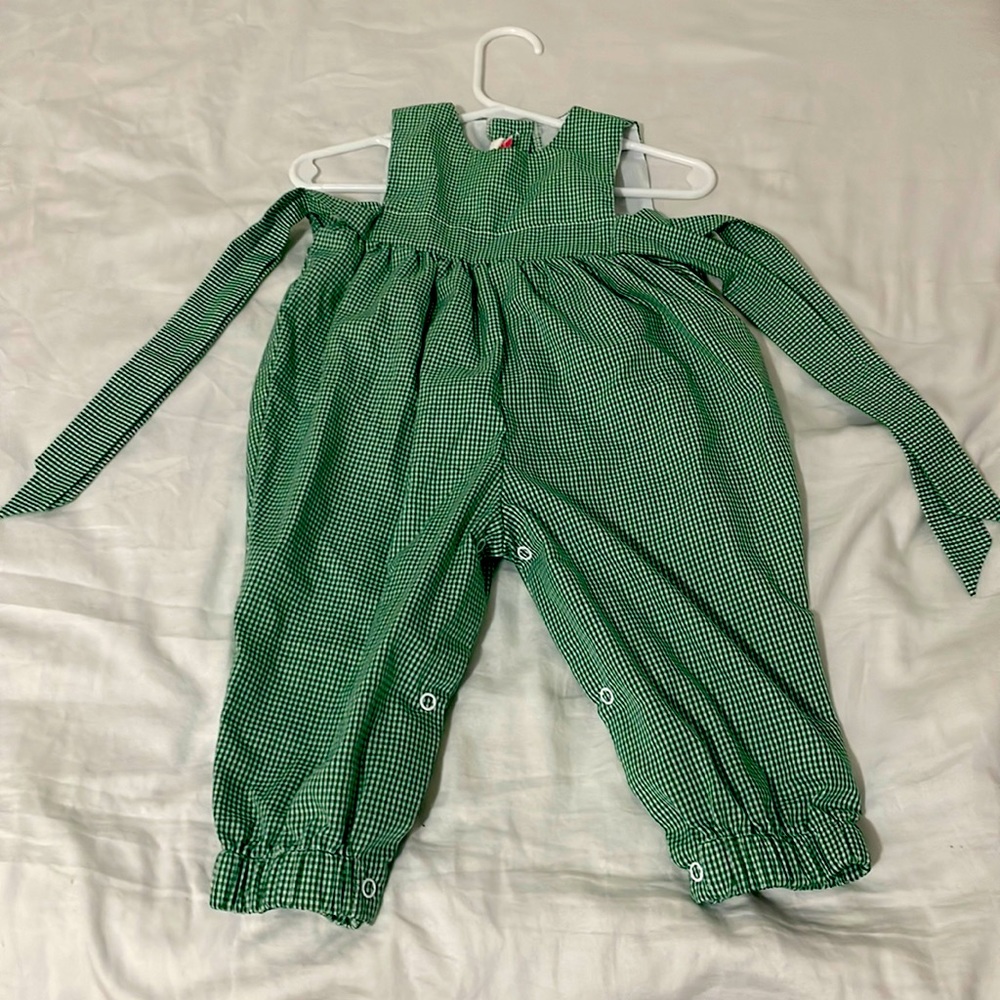 Green and white plaid jumper. size 6M
